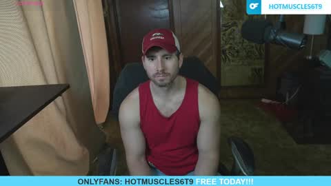 hotmuscles6t9 online show from May 28, 3:54 pm