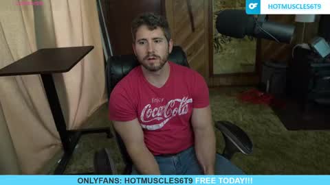 hotmuscles6t9 online show from May 18, 10:14 pm