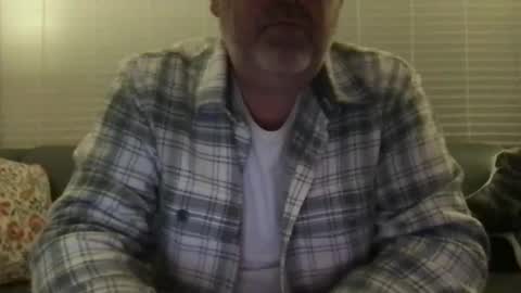 hotndirty72 online show from October 25, 5:20 am