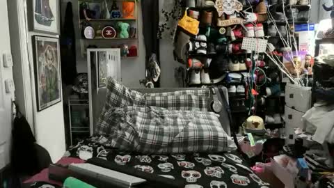 hotstuff775616 online show from March 26, 3:32 am