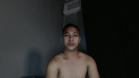 hottie_kyle69 online show from May 3, 3:04 pm