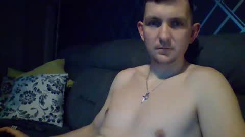 Snapshot of hotuk86 chatting on February 26, 9:25 pm hotuk86 online show from February 26, 9:25 pm