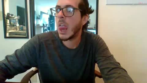 Snapshot of hoyosjay68 chatting on January 24, 4:39 pm Jay.....jayhoe878 SC online show from January 24, 4:39 pm