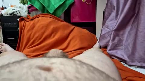 hugedick2469 online show from December 9, 10:37 pm