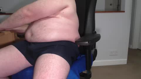 Huggie Bear online show from February 25, 7:09 am