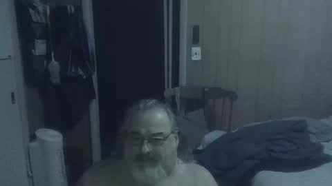 lonely huggy bear online show from February 22, 11:11 am