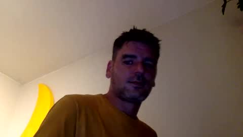 hugo online show from May 3, 2:03 am