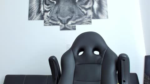 Eli online show from October 30, 3:13 pm