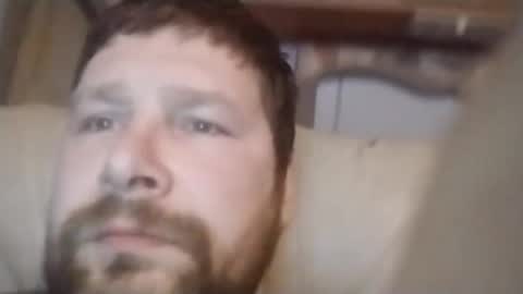 hungguy288889 online show from December 20, 3:47 am