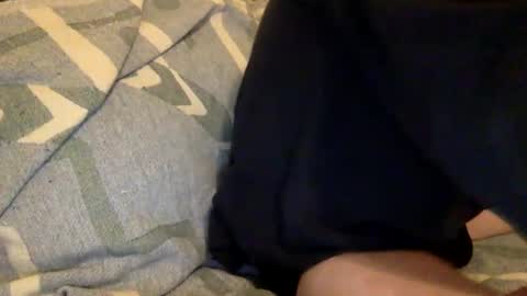 Snapshot of hungndumb22 chatting on January 7, 2:54 am hungndumb22 online show from January 7, 2:54 am