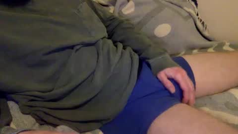 Snapshot of hungndumb22 chatting on January 5, 3:22 am hungndumb22 online show from January 5, 3:22 am