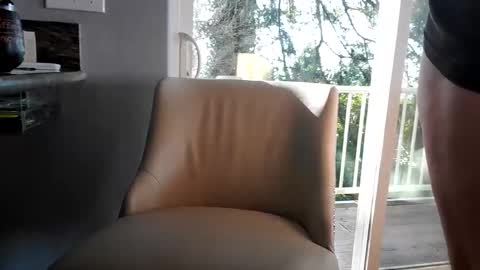 hungryluver online show from March 8, 4:58 pm