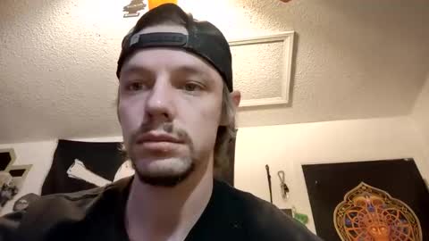 hungtxcock92 online show from February 16, 9:16 pm