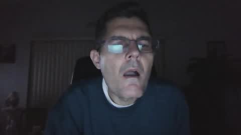 hunkmasclefad458 online show from January 17, 4:49 am