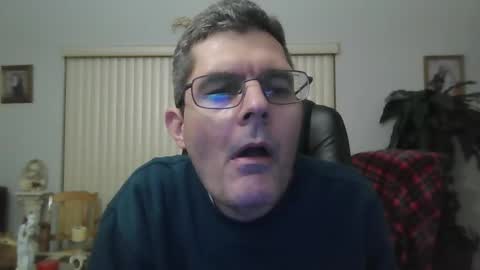 hunkmasclefad458 online show from January 19, 6:42 am