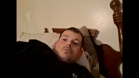 huntdog1221 online show from May 28, 3:15 am