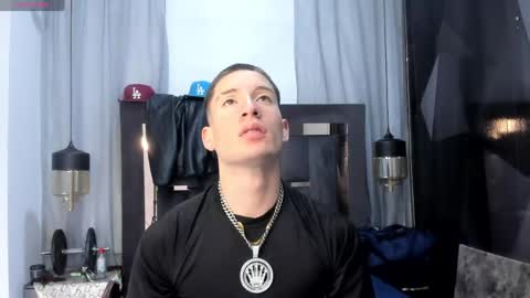 hunterheat_ online show from April 21, 1:39 pm