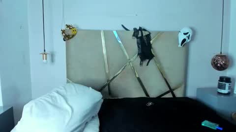 Snapshot of hunterheat_ chatting on October 24, 12:07 pm hunterheat_ online show from October 24, 12:07 pm