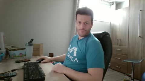 hurley7890 online show from March 4, 3:19 pm