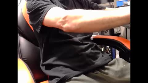 Snapshot of i_am_only_human chatting on December 24, 2:23 pm lucifer online show from December 24, 2:23 pm