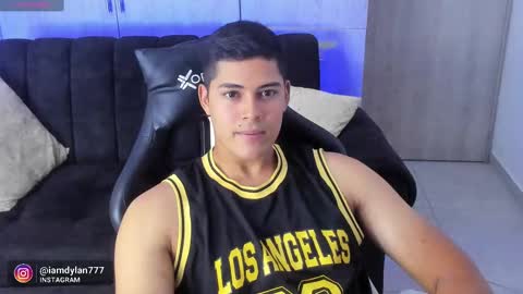 Dylan  independent model  online show from February 27, 11:48 pm