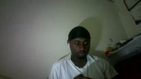 iamryan995442 online show from March 22, 6:13 pm