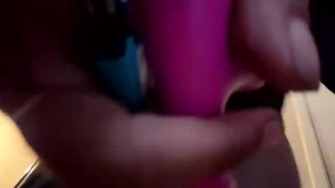 iamtheone403 online show from October 10, 4:01 pm