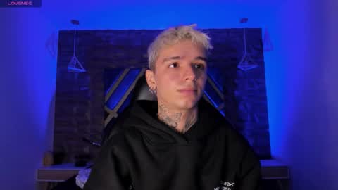 IAN CASTILLO online show from February 17, 11:20 am