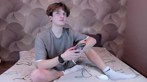 Ian Flor online show from February 24, 3:57 pm