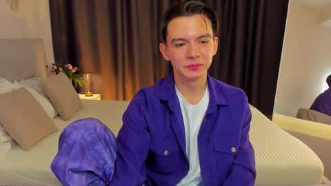 ian online show from February 25, 6:03 am