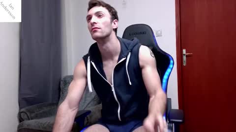 Ian Andersson online show from February 13, 4:00 am