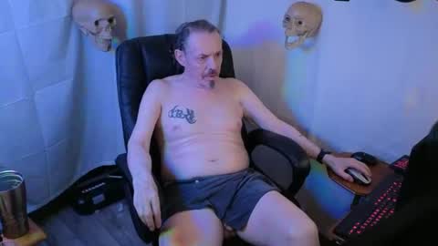 Snapshot of ibrichyrich chatting on October 30, 8:16 am Rich online show from October 30, 8:16 am