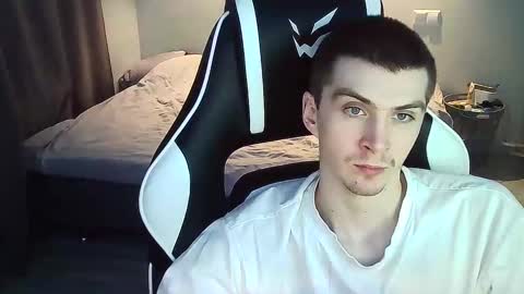 MAX online show from January 22, 9:57 am