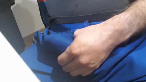 icky_thumps online show from December 14, 5:29 am