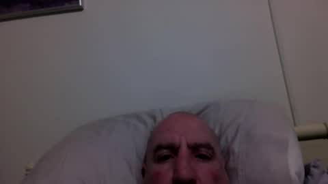 icumming online show from February 15, 10:46 am