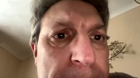 icums4u online show from January 19, 1:55 pm