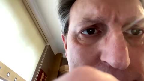 icums4u online show from February 4, 2:43 pm