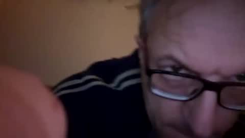 icums4u online show from October 6, 9:41 pm