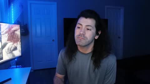 Snapshot of icy_ivy chatting on February 15, 12:22 pm Ivan online show from February 15, 12:22 pm