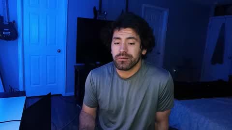 Snapshot of icy_ivy chatting on October 29, 2:14 am Ivan online show from October 29, 2:14 am