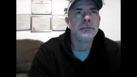 Snapshot of idkwhyidothis348732 chatting on March 6, 11:36 am idkwhyidothis348732 online show from March 6, 11:36 am