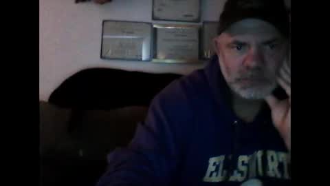 Snapshot of idkwhyidothis348732 chatting on February 16, 3:05 pm idkwhyidothis348732 online show from February 16, 3:05 pm