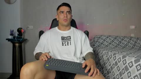 Igor scott online show from January 7, 2:01 am