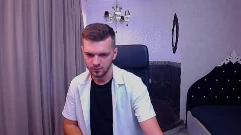 Snapshot of ikergale chatting on October 24, 10:39 am IkerGale online show from October 24, 10:39 am