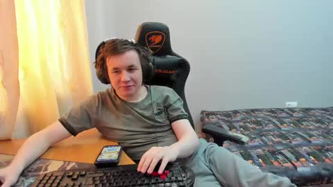 iliaskris online show from February 24, 6:47 am