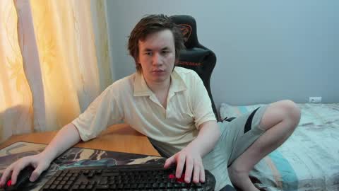 iliaskris online show from March 29, 8:58 am