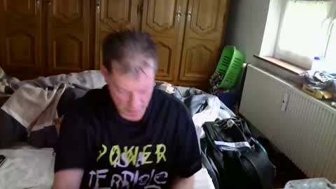 iliebetight online show from February 5, 10:11 am