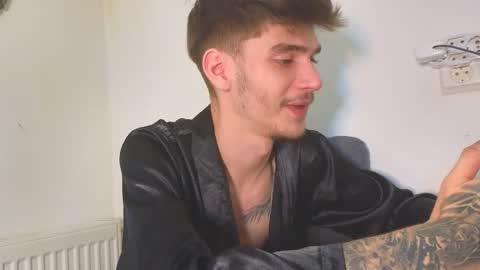 Snapshot of illusions888 chatting on October 30, 2:29 pm D-Illusion online show from October 30, 2:29 pm