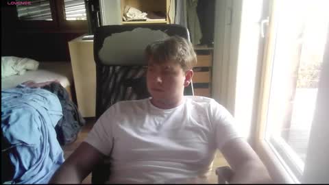 Snapshot of iloveyoutoo2000 chatting on September 8, 4:50 pm iloveyoutoo2000 online show from September 8, 4:50 pm