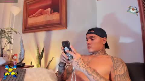 Snapshot of im_dominike chatting on October 7, 1:43 am im_dominike online show from October 7, 1:43 am